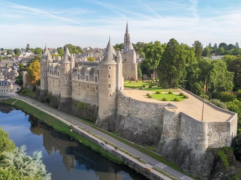 Maison Josselin Proche Chateau Eksteriør billede